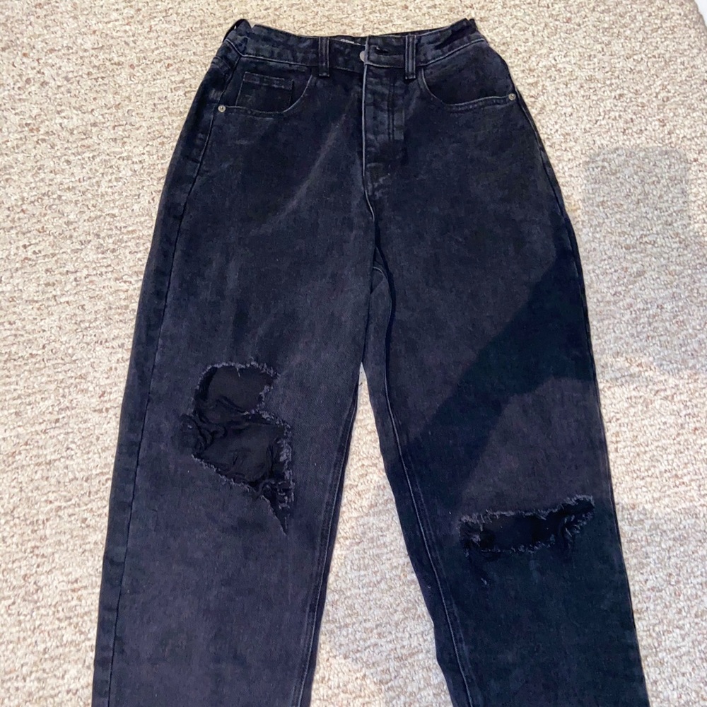 Prettylittlething black boyfriend jeans